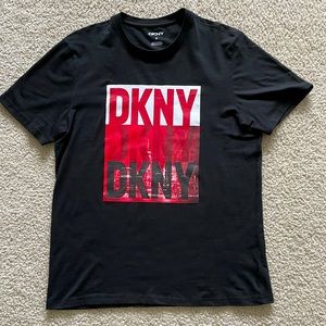 Mens Medium DKNY T-Shirt